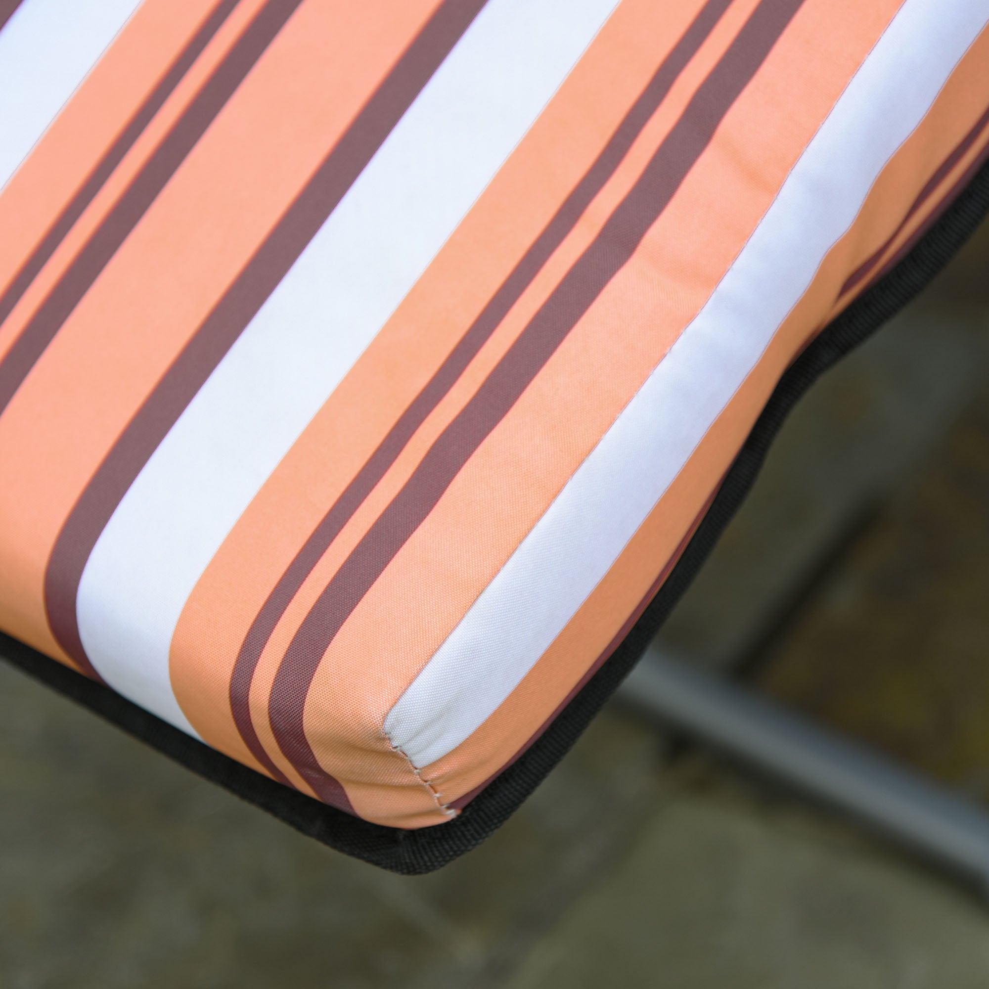 Kozy Reclining Garden Chair Set of 2, 5-Level Adjustable Zero Gravity Chairs with Cushions, Folding Sun Lounger Garden Recliner Chairs with Armrests for Outdoor, Patio, Orange Stripe