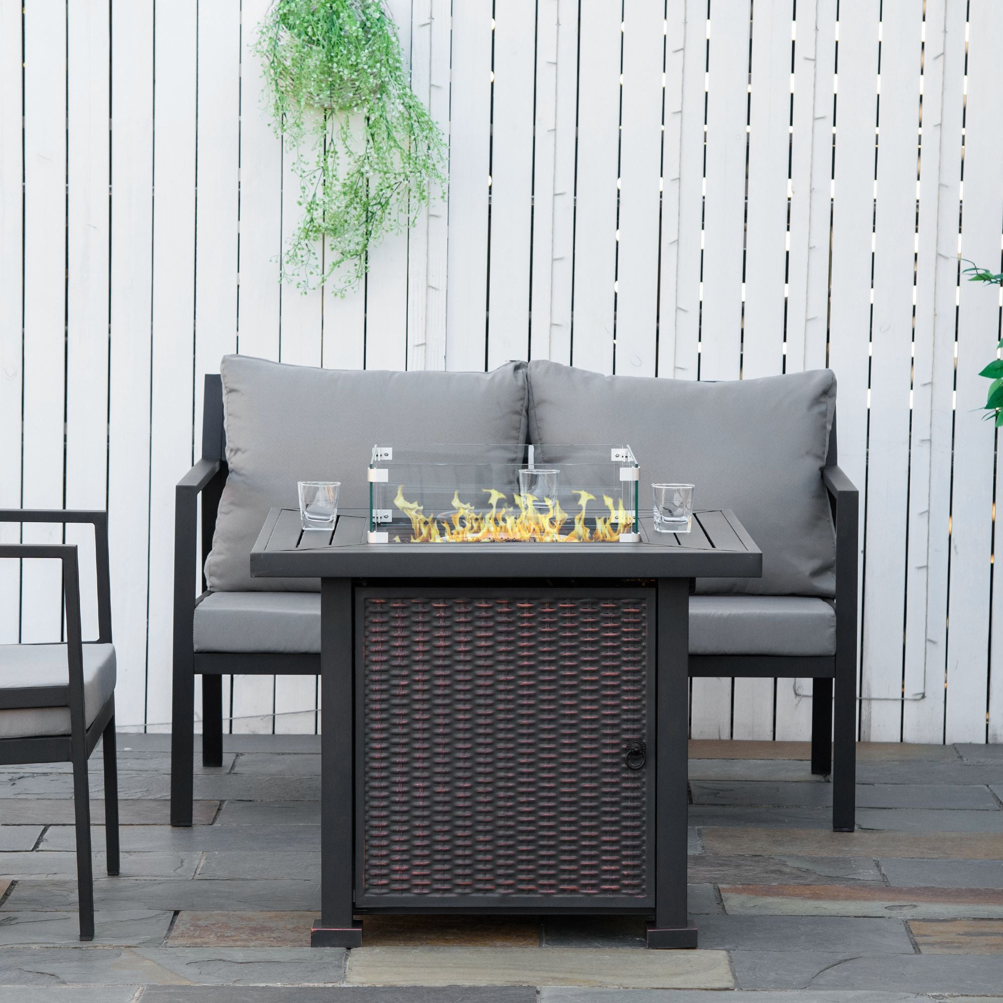 Kozy Square Propane Gas Fire Pit Table, 50000 BTU Rattan Smokeless Firepit Patio Heater with Glass Screen, Glass Beads and Lid, 81cm x 81cm x 64cm, Black