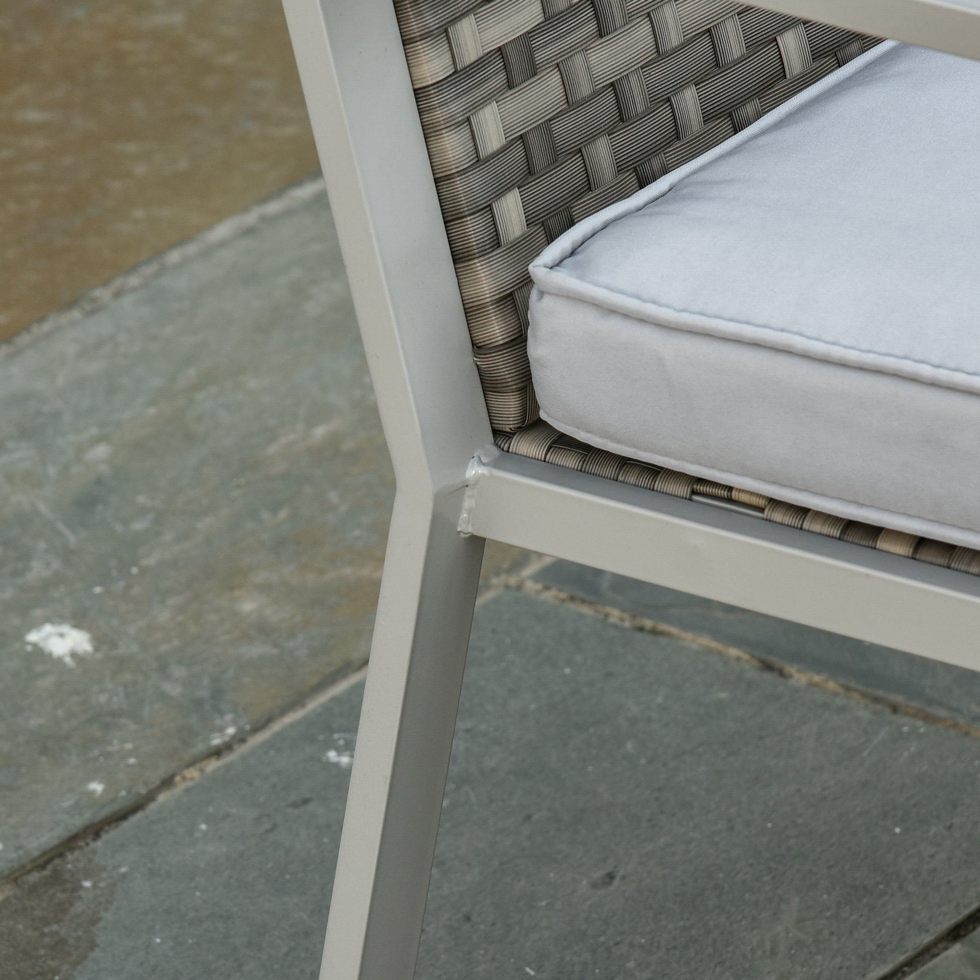 Kozy 4PC Rattan Garden Furniture Set 2 Single Sofa Arm Chairs 1 Bench with Cushions & Coffee Table Patio Backyard Wicker Weave