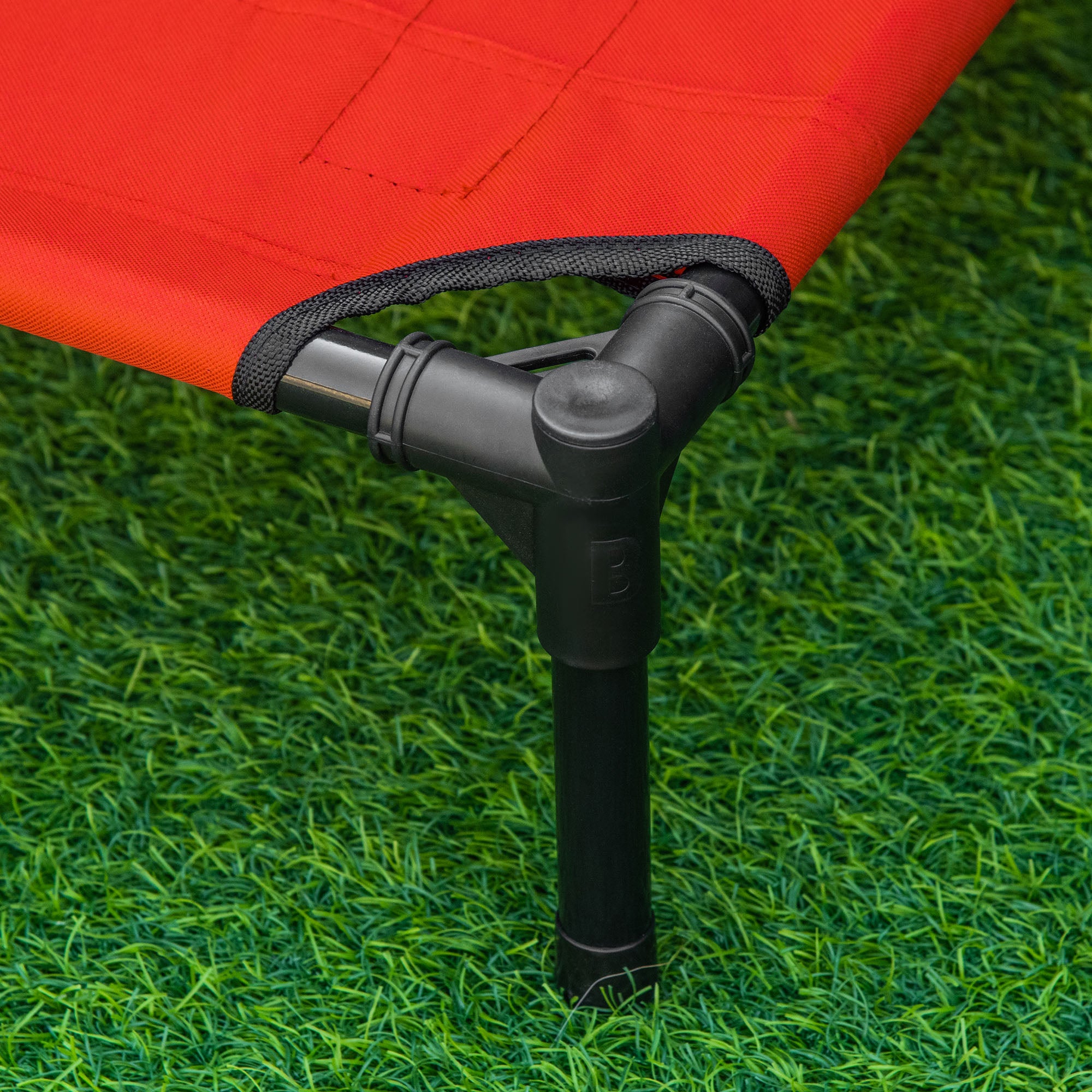 Kozy Raised Dog Bed Cat Elevated Lifted Portable Camping w/ Metal Frame Black and Red (Small)