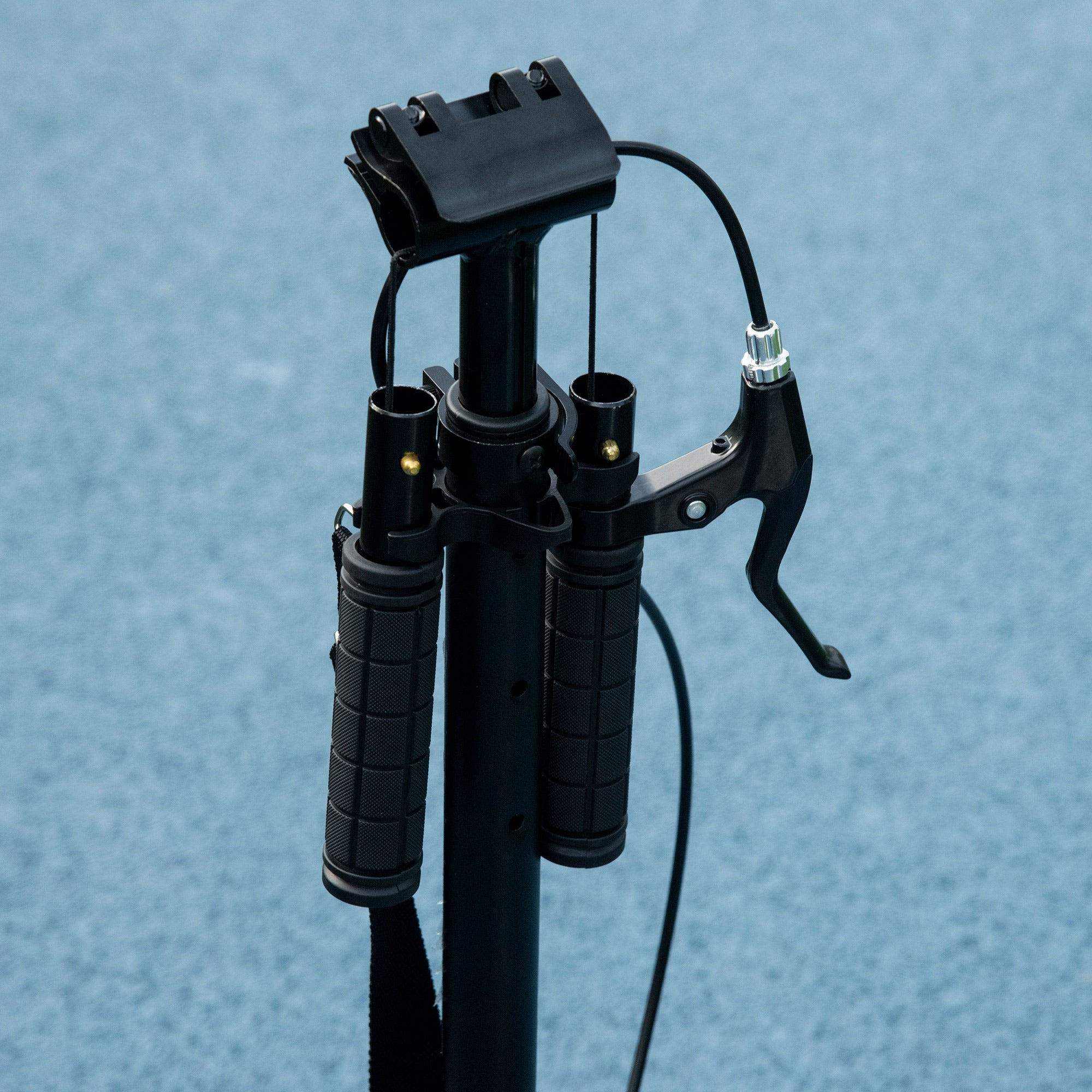 Kozy One-click Folding Kick Scooter for 14+ w/ Adjustable Handlebar, Push Scooter with Kickstand, Dual Brake System, Shock Absorber, 200mm Wheels & ABEC-9 Bearings