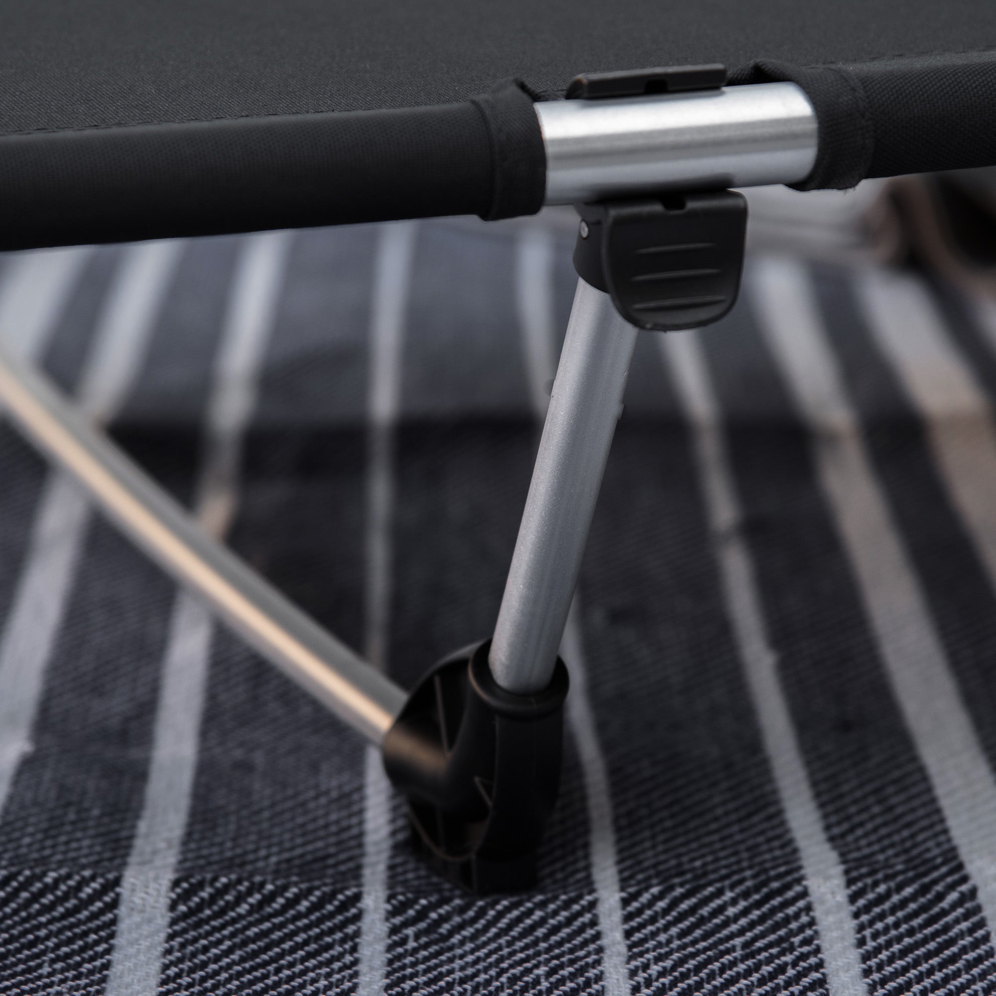 Kozy Lightweight Camping Bed, Aluminium Portable Camp Cot w/ Strong Support 150kg and Carry Bag for Camping, Black