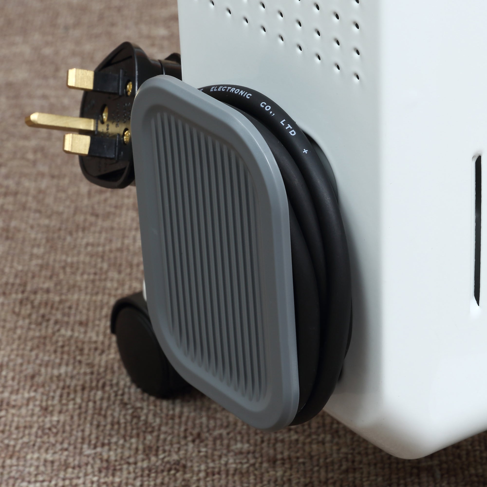 Kozy 1500W Oil Filled Radiator, 7 Fin, Portable Electric Heater with 3 Heat Settings, Safety Cut-Off and Wheels, White