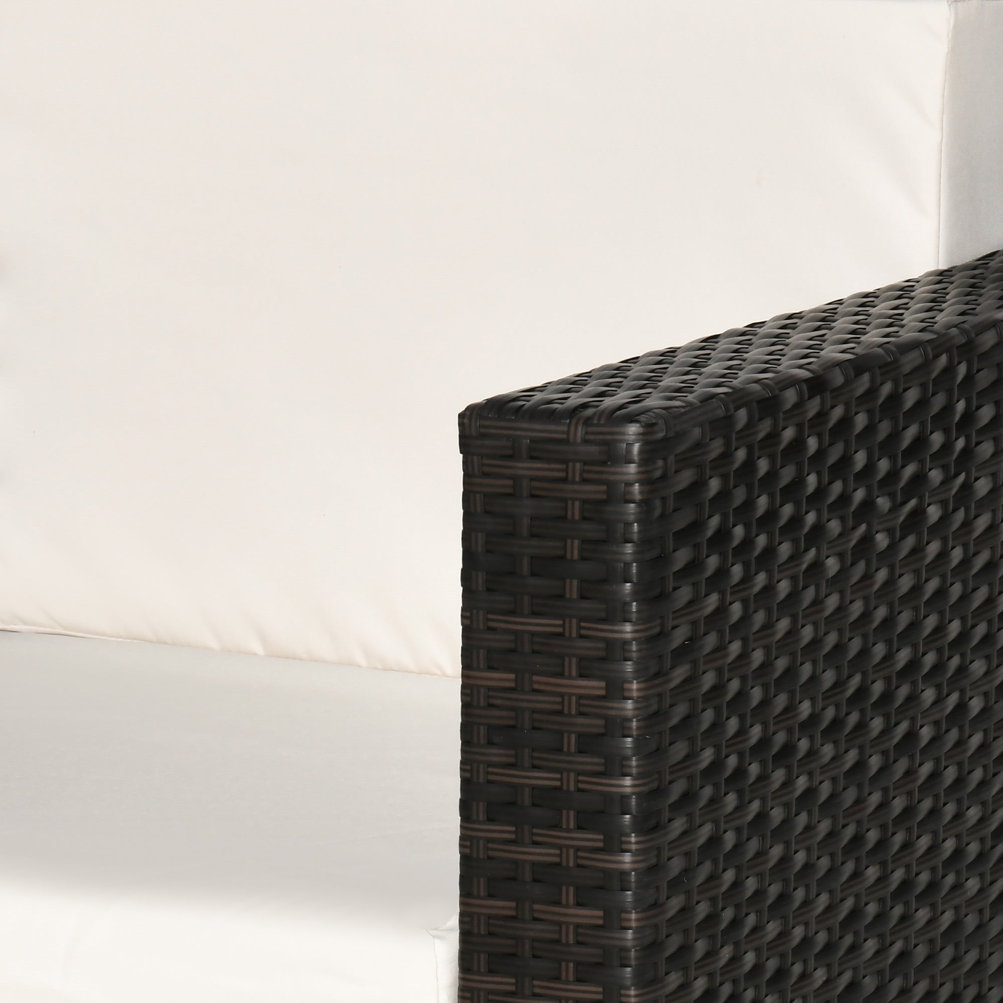 Kozy Single Seater Rattan Chair, PE Wicker Garden Armchair with 10 cm Thickened Cushion, All-Weather Rattan Garden Chair with Armrests, Brown