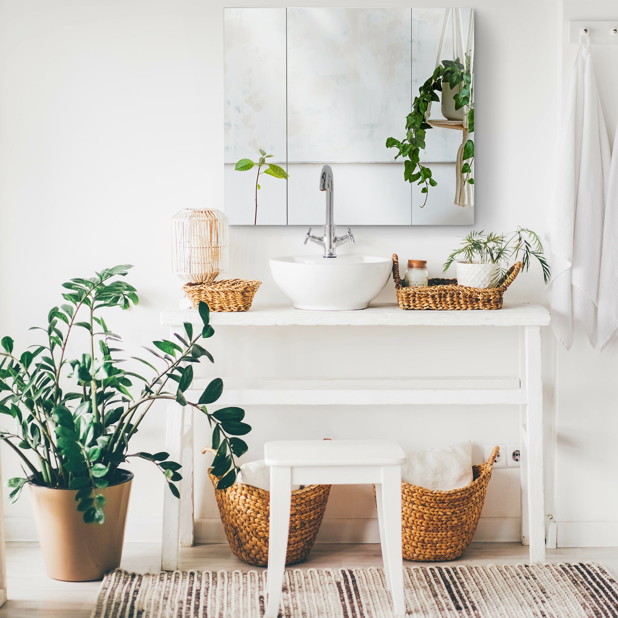 Kozy Wall Mounted Mirror Cabinet - White