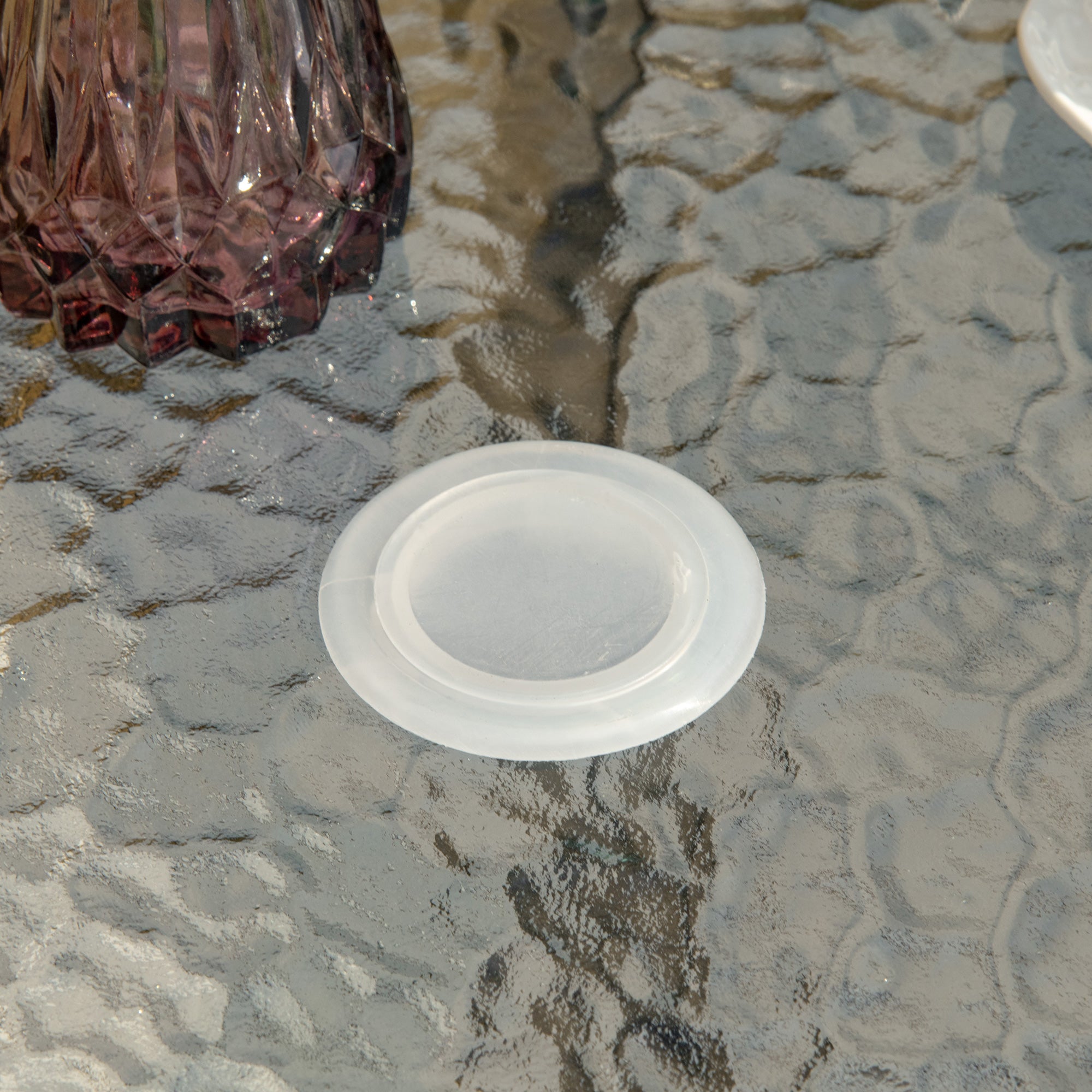 Kozy Outdoor 80cm Round Dining Table Tempered Glass Top Steel Frame Bistro Coffee End Side Table Garden w/ Parasol Hole