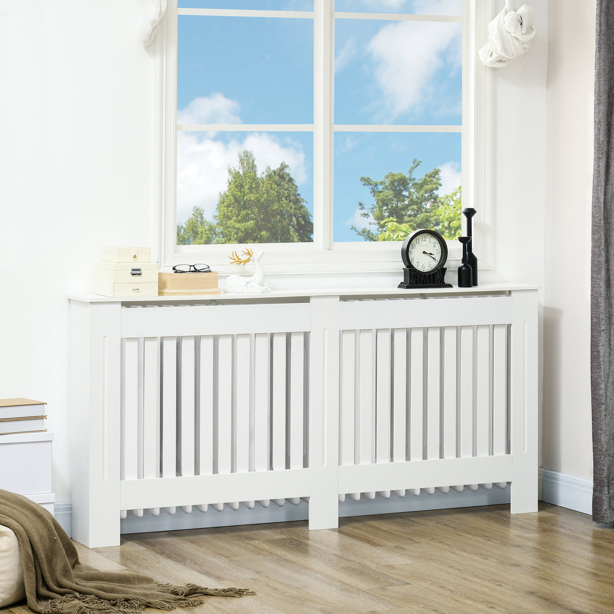 HOMCOM Slatted Radiator Cover Painted Cabinet MDF Lined Grill in White 172L x 19W x 81H cm