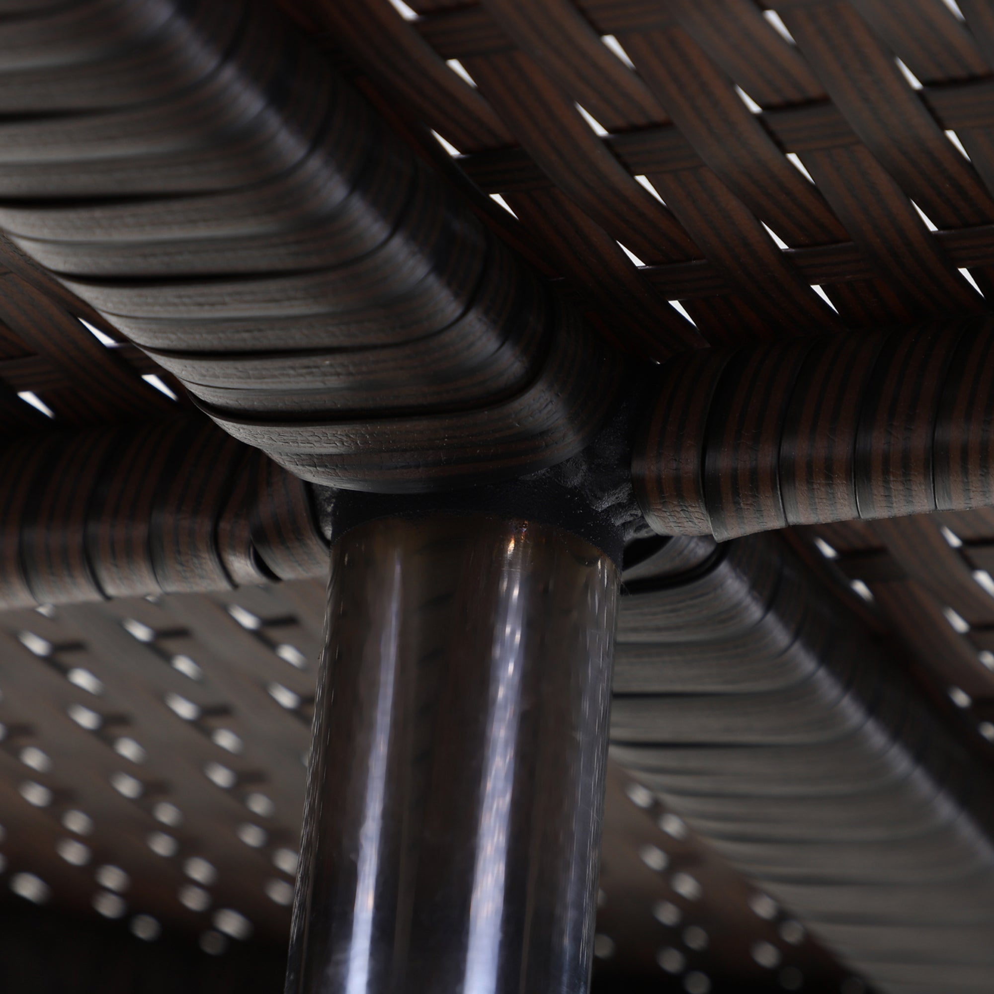 Kozy PE Rattan Ice Bucket Table, Height Adjustable Liftable Outdoor Drinks Cooler, 52 cm Round Garden Beer Cocktail Table with Lid for Bar, Patio, Terrace, Brown