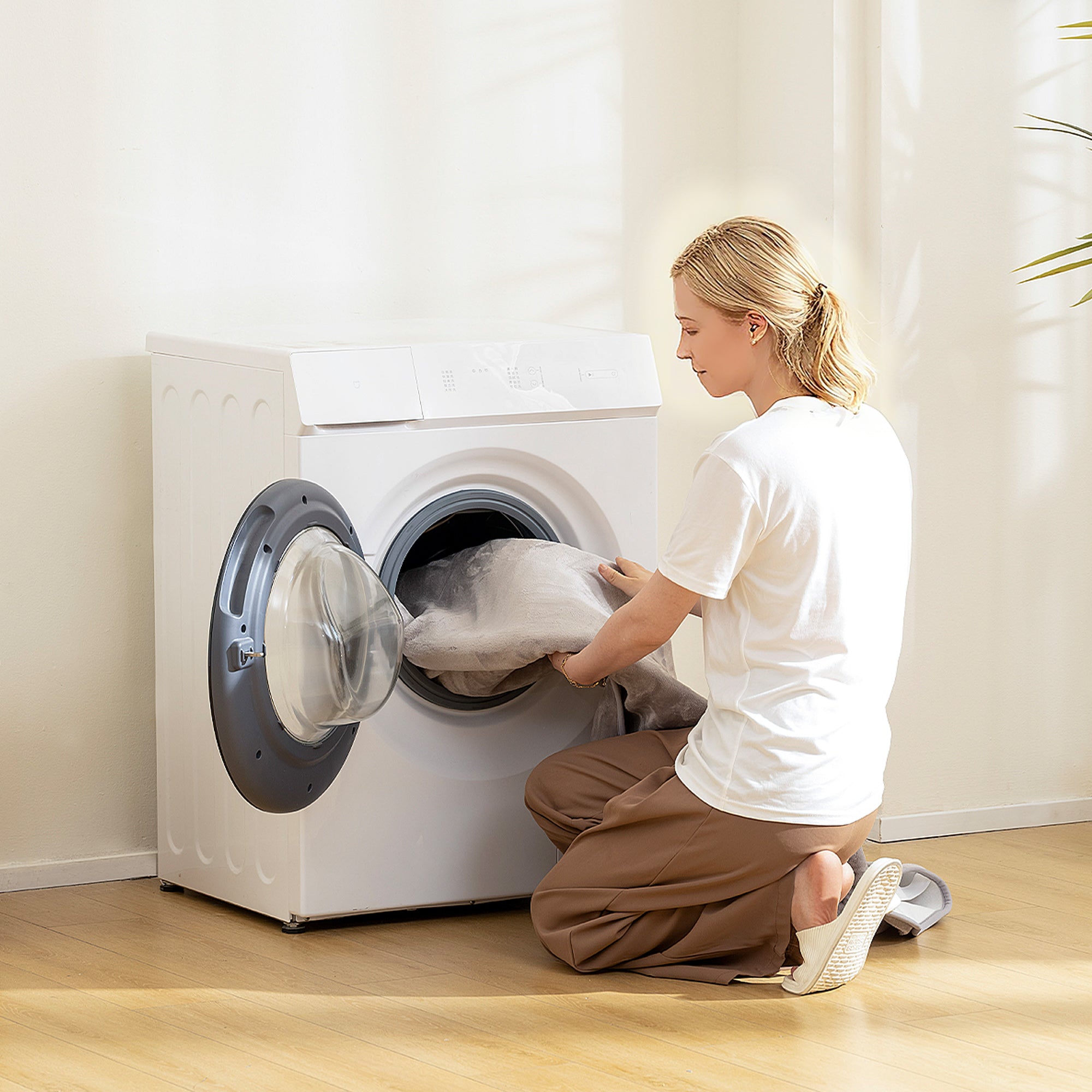 Kozy Electric Blanket with Dual Controllers, Machine Washable Heated Throw Blanket with Ultra Soft Flannel Fabric, 5 Heating Levels, 10 Hour Timer, Grey