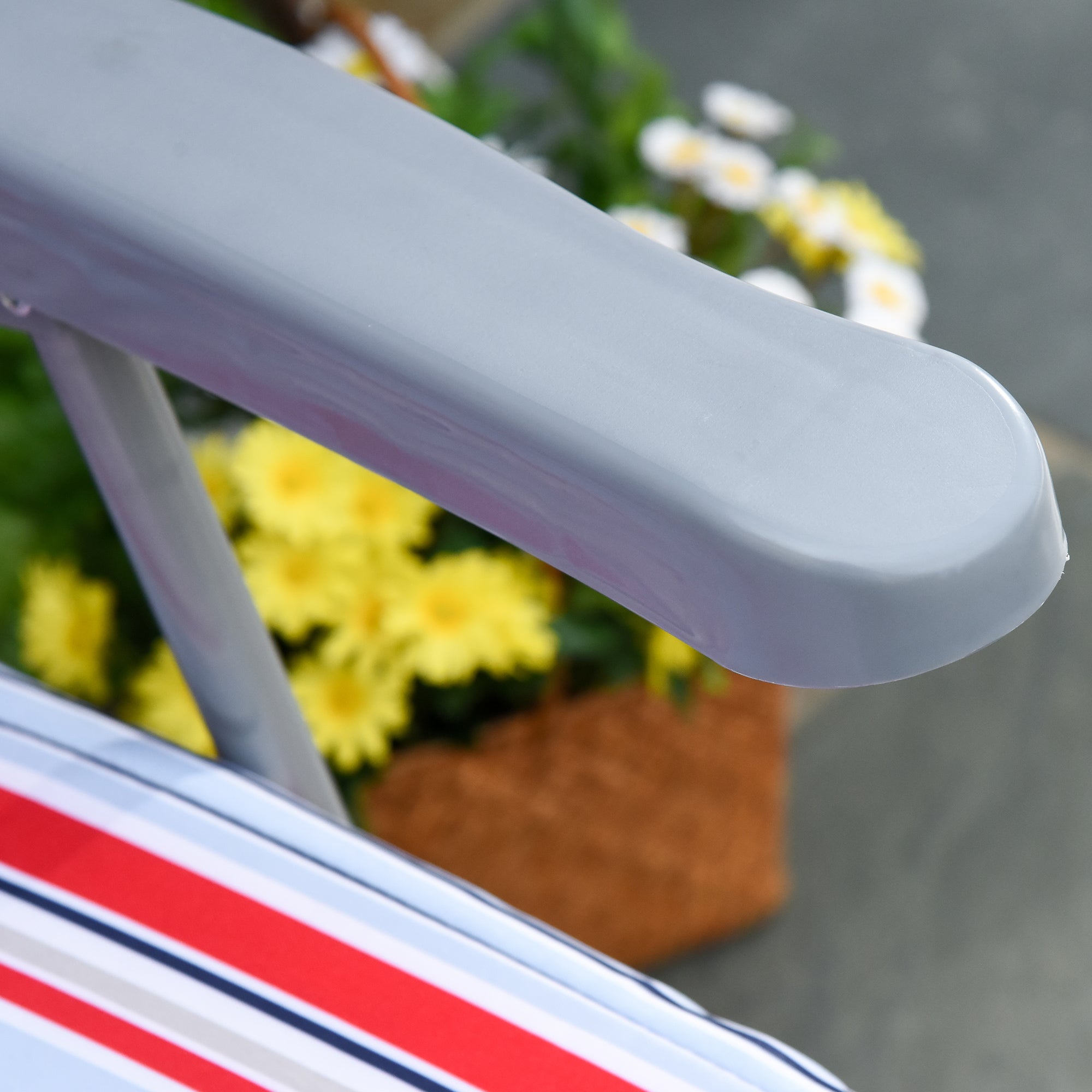 Kozy Set of 2 Garden Sun Lounger Outdoor Reclining Seat Cushioned Seat Foldable Adjustable Recliner Red and White