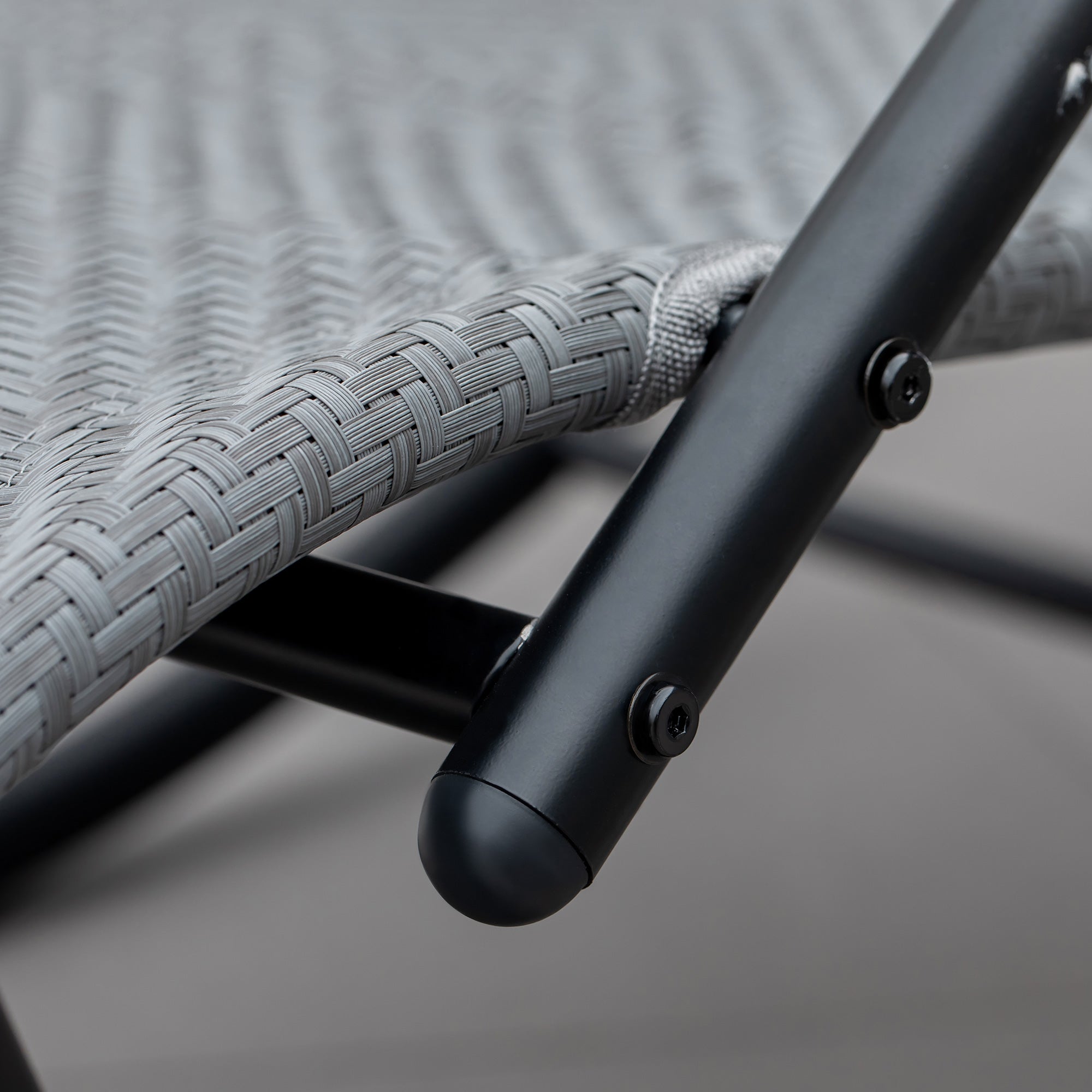 Kozy Zero Gravity Rocking Lounge Chair Rattan Effect Patio Rocking Chair w/ Removable Pillow Recliner Seat Breathable Texteline - Grey