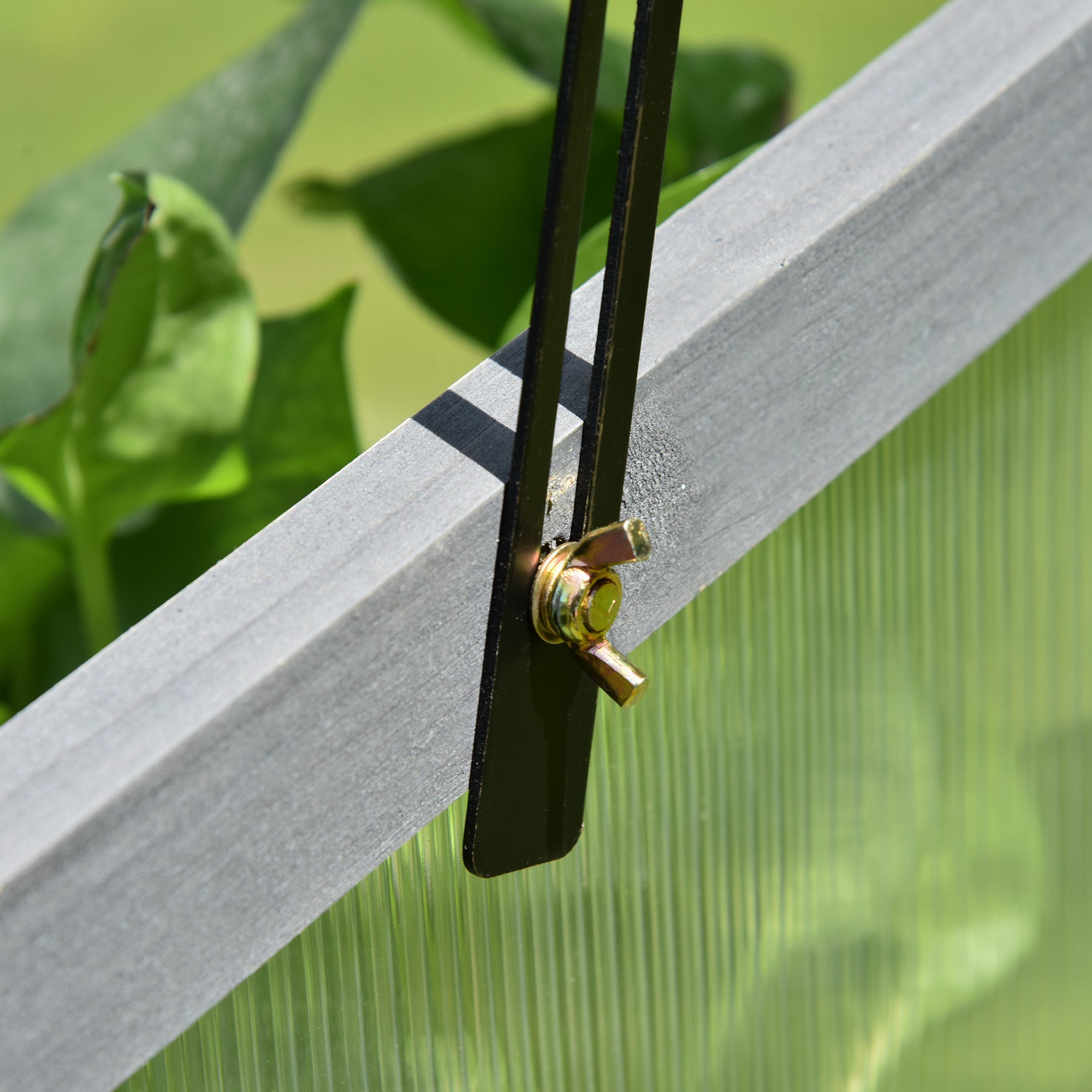 Kozy Wooden Cold Frame, Small Polycarbonate Greenhouse for Plants with Openable & Tilted Top Cover, Grey, 100 x 65 x 40cm