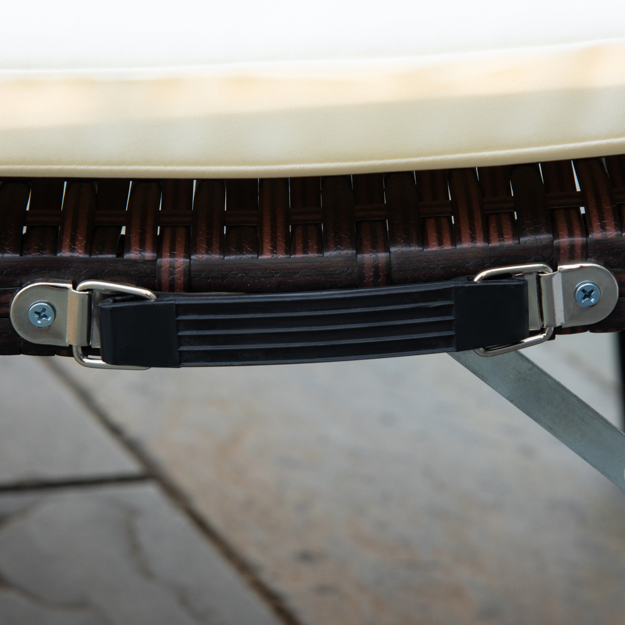 Kozy Rattan Folding Sun Lounger Outdoor Chair with Cushion and Pillow Cream White