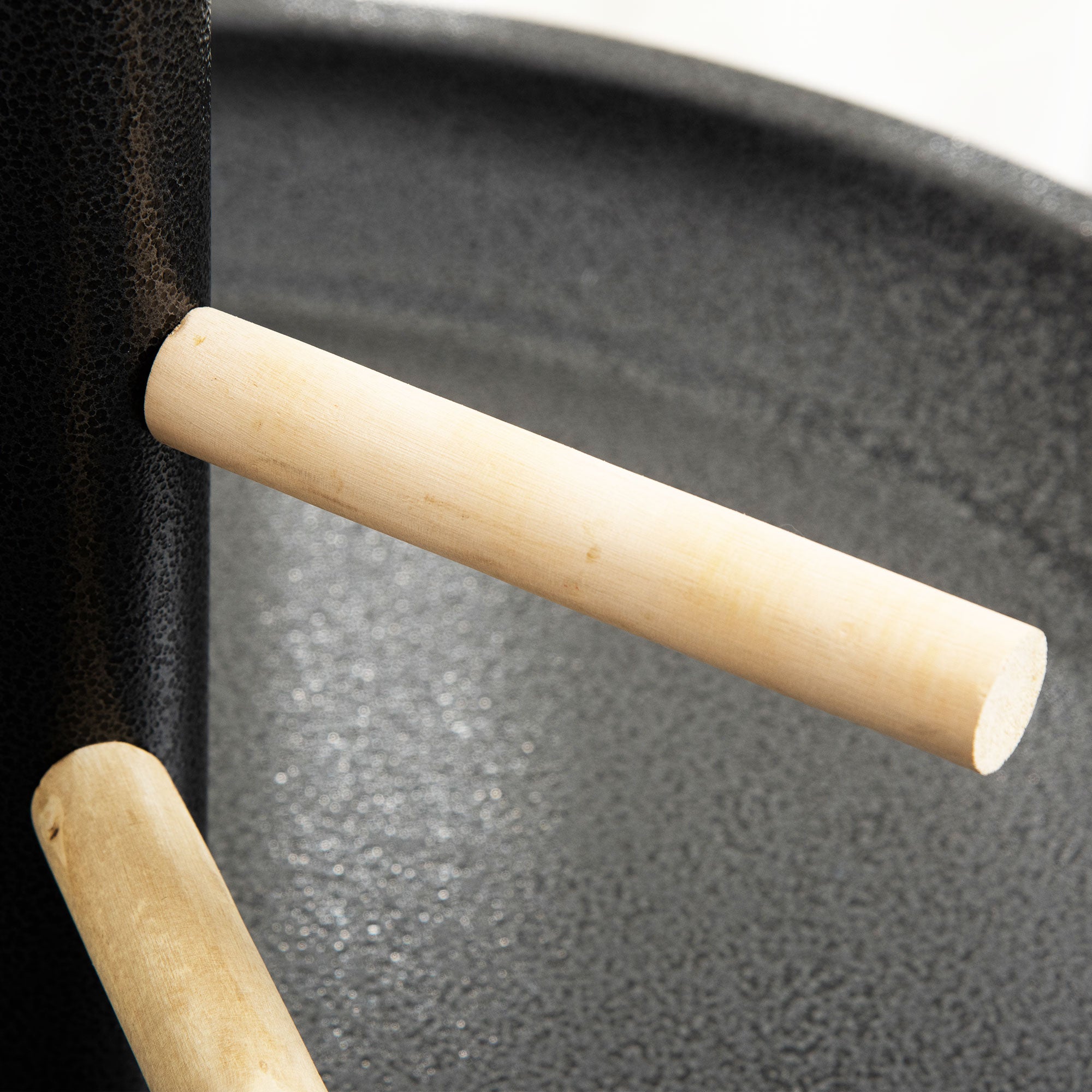 Kozy Parrot Perch Stand, Large Bird Play Stand, Metal Bird Table Feeder Station with Stainless Steel Bowls, Four Wheels, Round Tray, Black