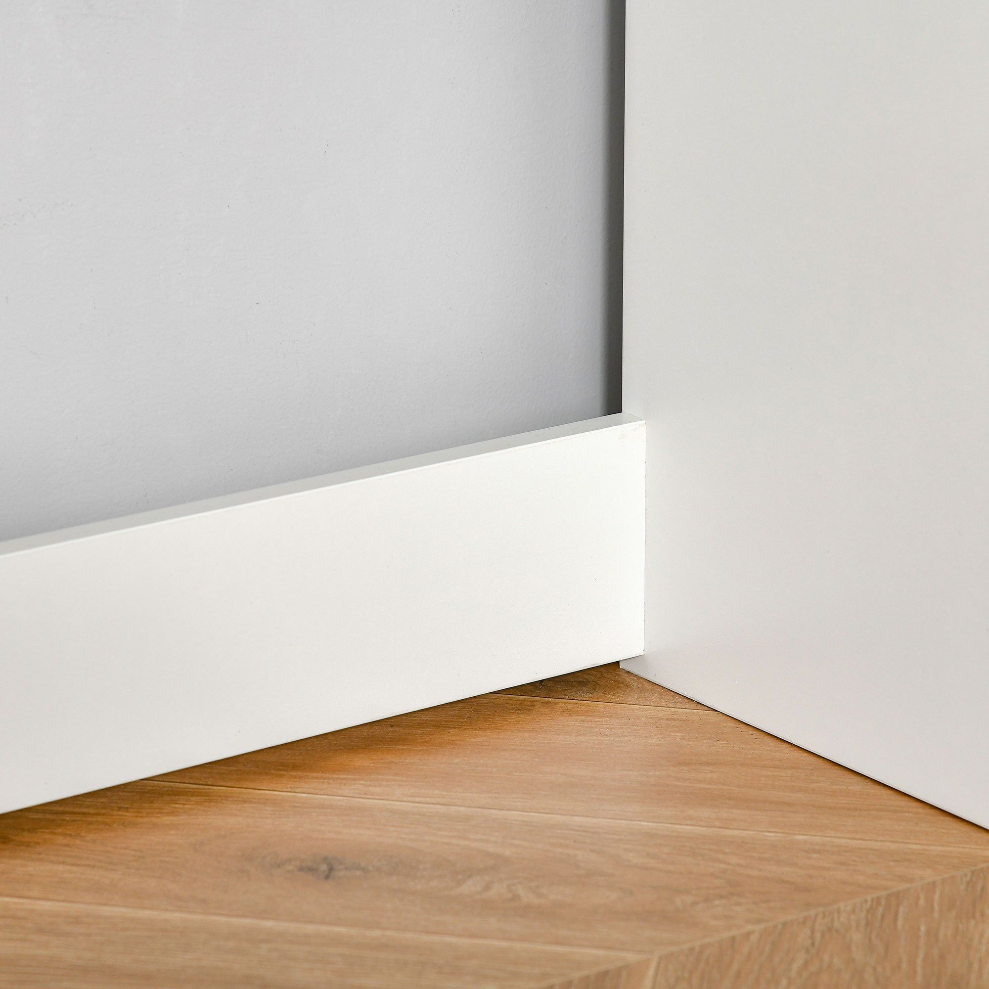 Kozy 80cm Compact Computer Desk with Keyboard Tray, Home Office Desk with Drawer for Bedroom Study, White