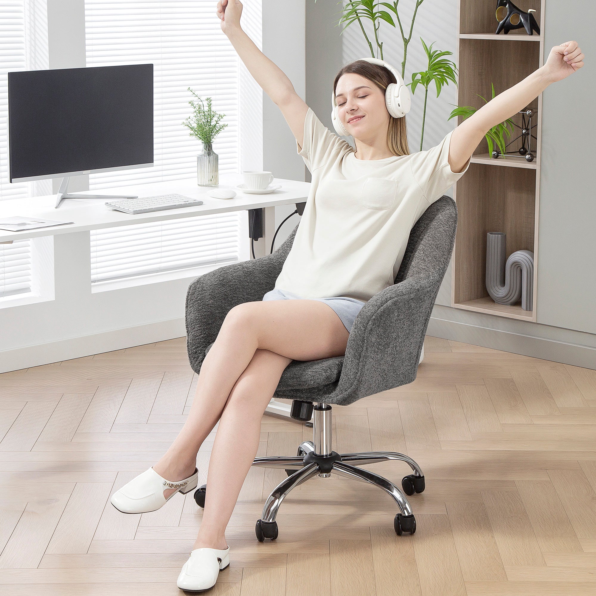 Kozy - Velvet-Feel Office Chair - Grey