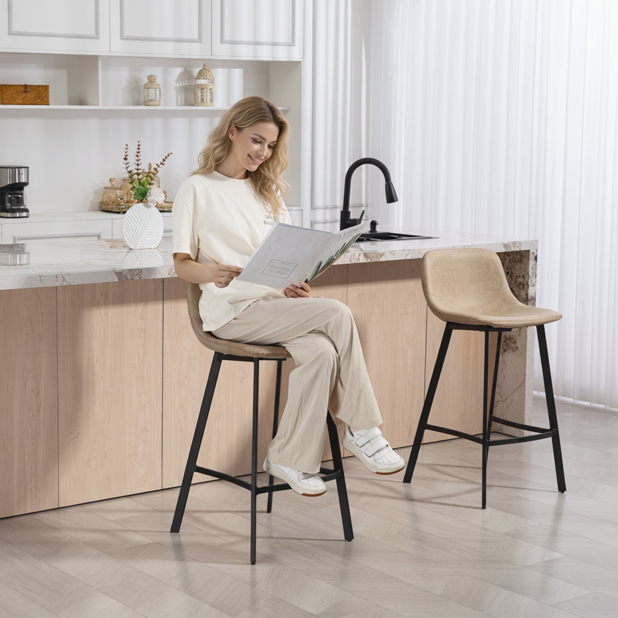 Kozy Bar Stools Set of 2, PU Leather Dining Stools with Backrest, Footrest, for Kitchen, Counter, Breakfast Bar, Light Brown